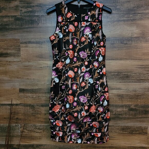 WHBM Floral Embroidered Sheath Dress Size 4 Sleeveless Black Multi Romantic - Picture 1 of 8